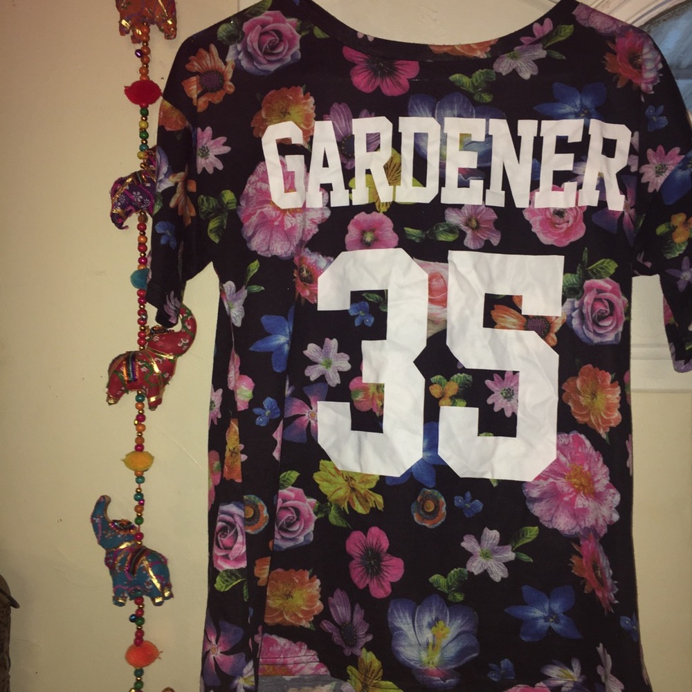 Floral graphic tee